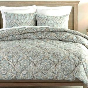 Pottary Barn Mackenna Percale Comforter and Shams Set -  Queen